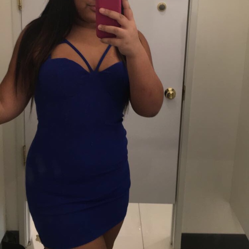 blue body con dress